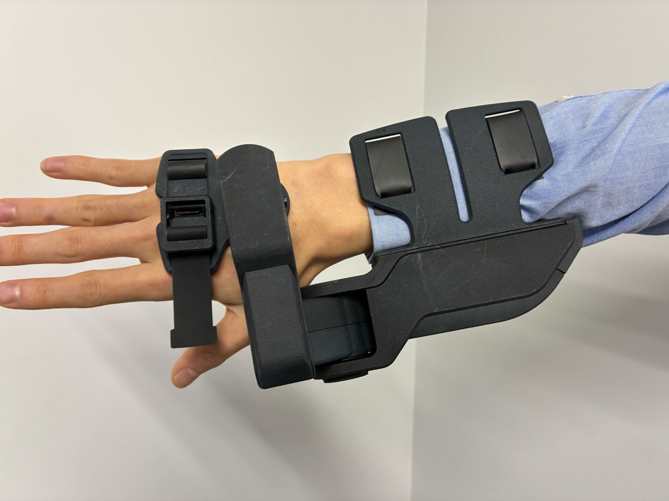 VRの“手ごたえ”をどこまで再現できるか？Diver-Xの触覚フィードバック