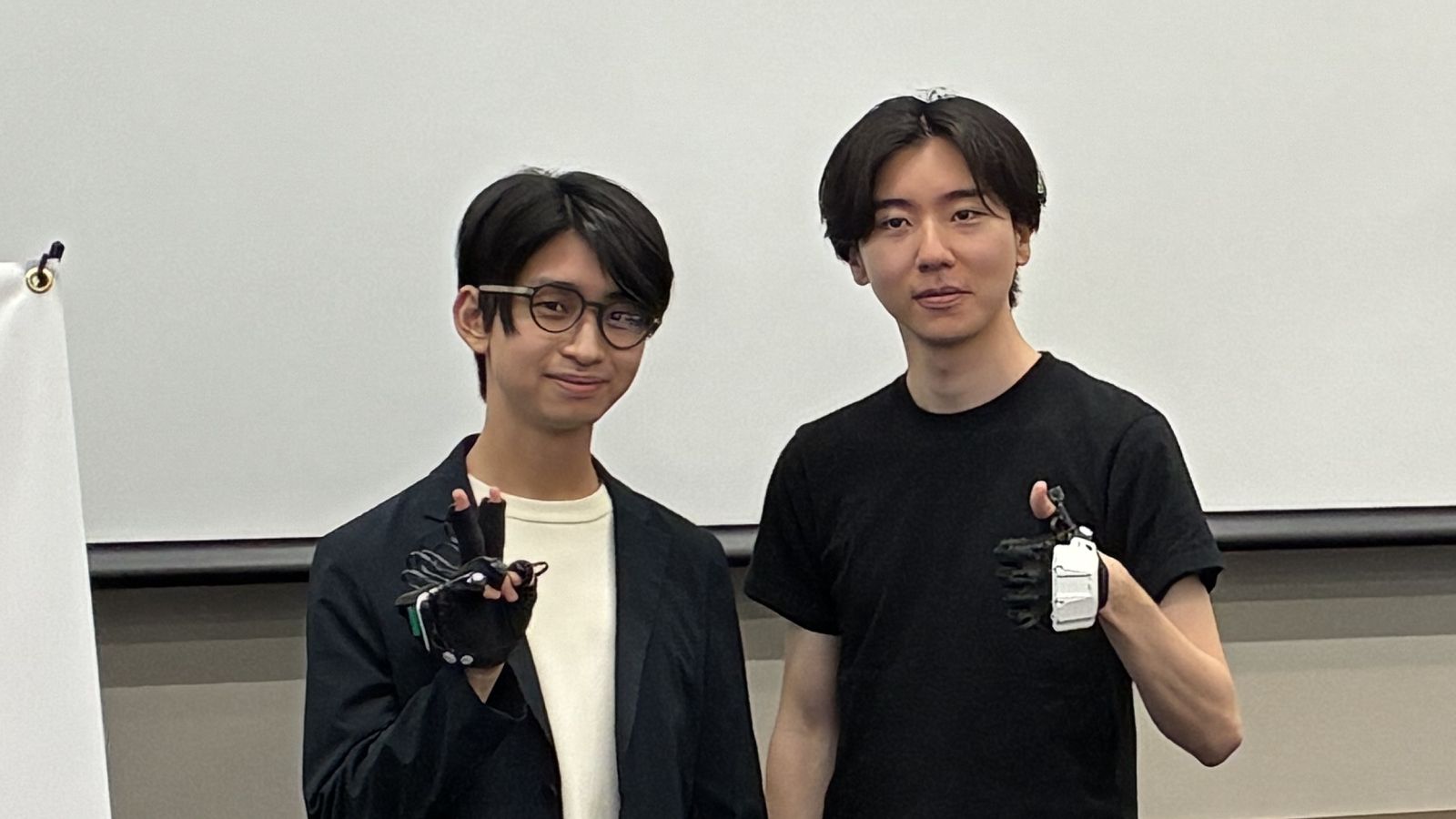 Diver-Xのグローブ型VRコントローラー「ContactGlove3」発表｜EMF