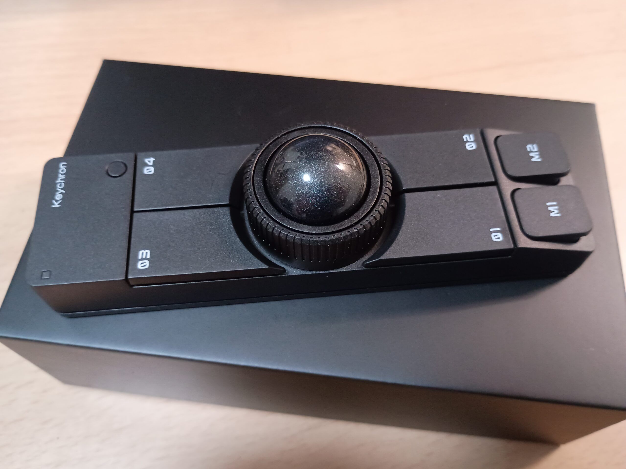 Nape Pro 本音レビュー｜クラファン4億円の小型トラックボール