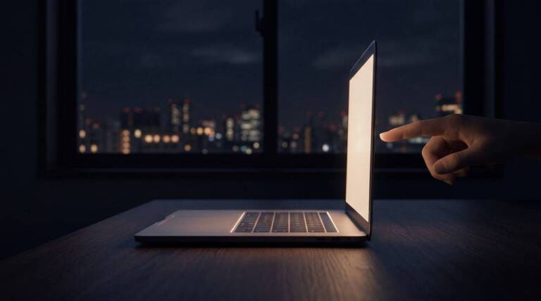ジョブズが退けて16年、タッチ対応MacBook ProでMacは変わるか