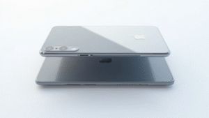 Apple折りたたみiPhone「iPhone Flip」2026年発売へ、クオ氏が予測―価格2000ドル超で初期出荷500万台