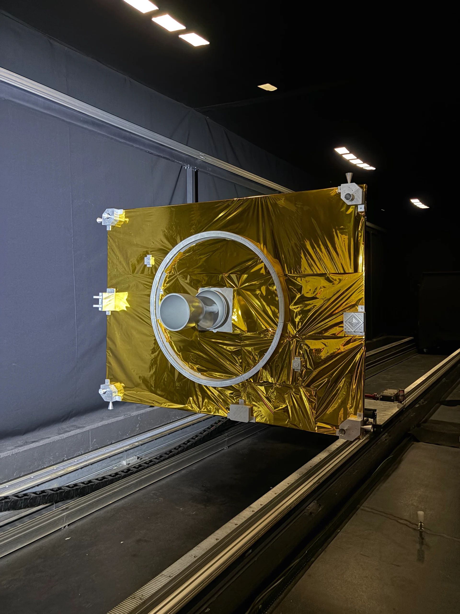 アストロスケールLEXI-P、スペインで重要試験クリア―GEO衛星の「使い捨て時代」に終止符を打てるか