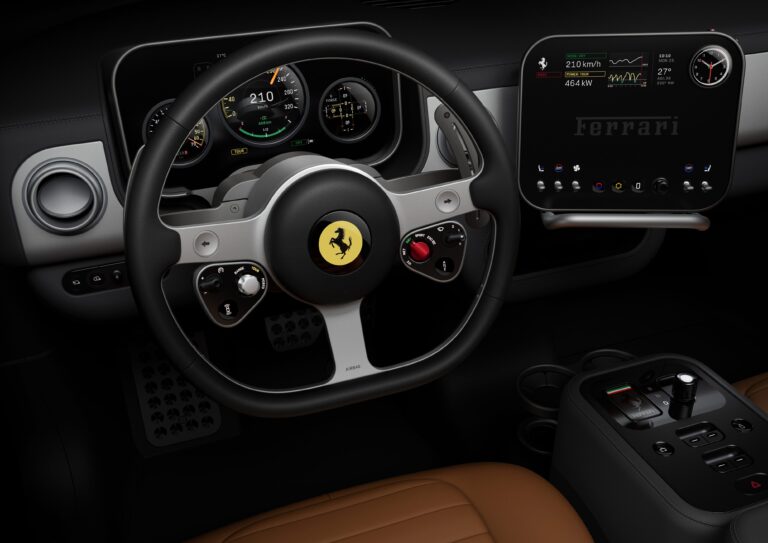 Ferrari「Luce」2026年10月納車開始—50万ユーロ超のラグジュアリーEVが問う「電動化時代の官能性」とは