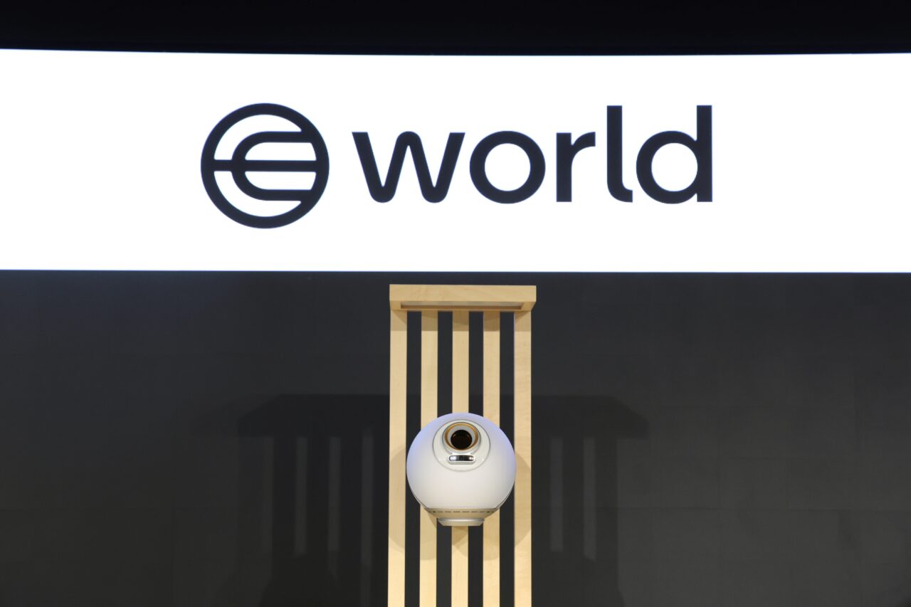 【取材】人間以外の知性が生まれた世界で「真の人間であること」を証明する試みー「人間証明」の意義：東京大学 松尾教授×Tools For Humanity 日本代表 牧野氏